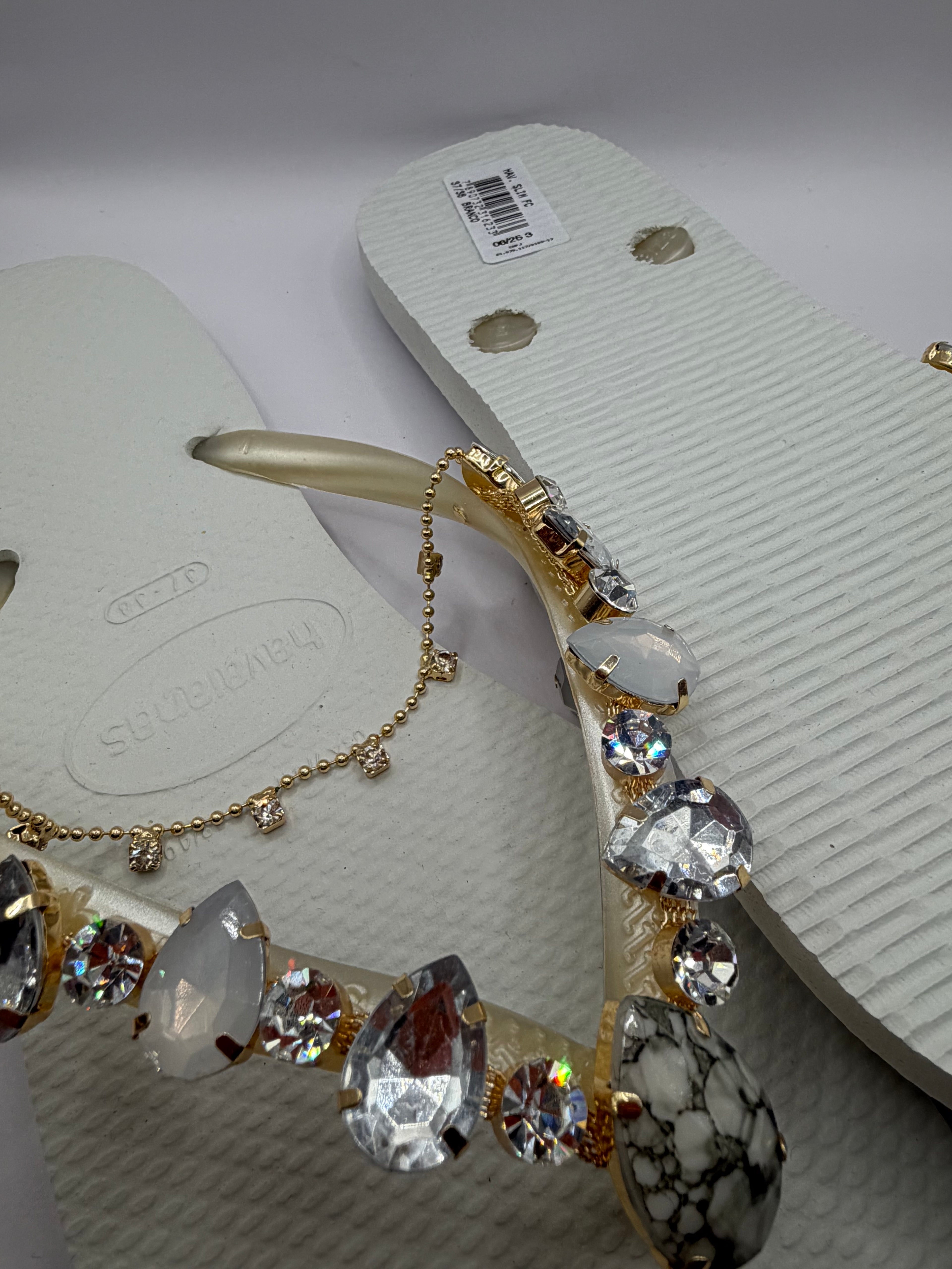 Diamond Flip Flop White with Crystal