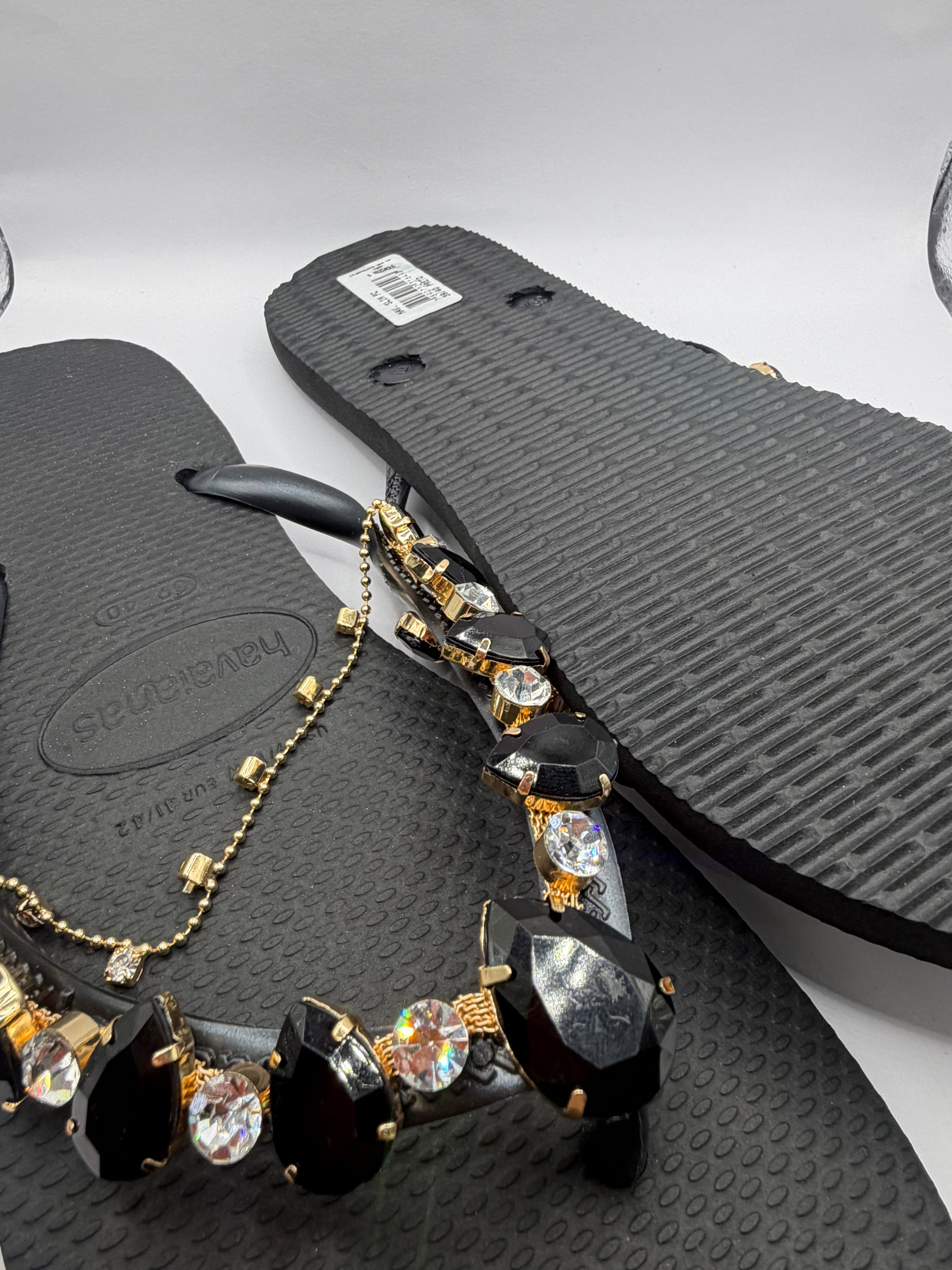 Diamond Flip Flop Black with charm Crystal