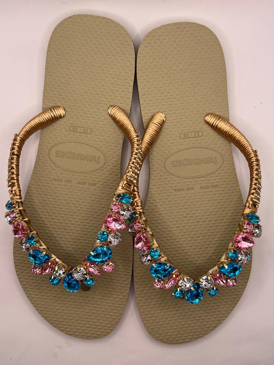 Diamond Flip Flop Custon Slim with Crystal Details Sandy Grey