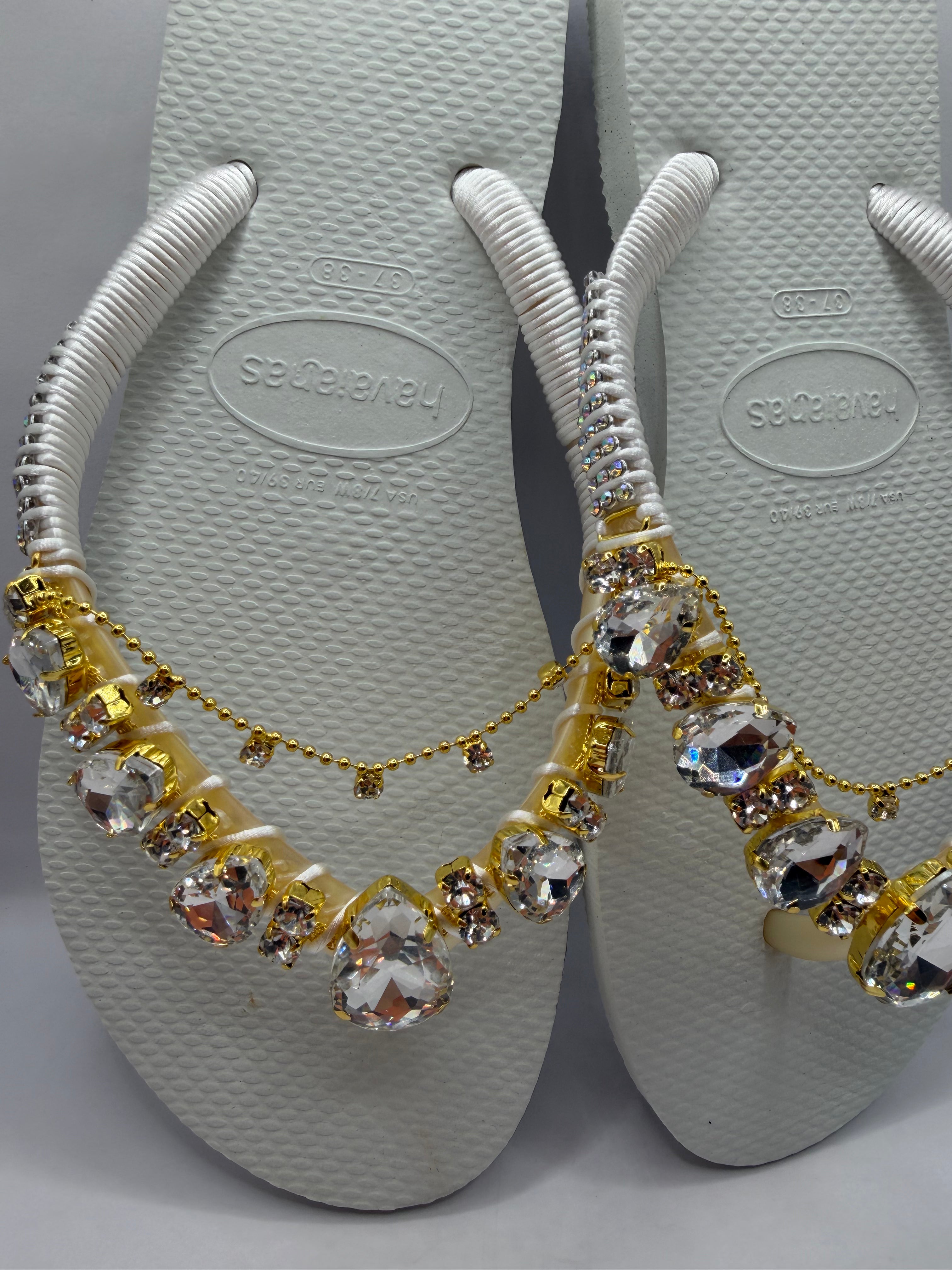 Diamond Flip Flop Custon Slim with Crystal gold Details white