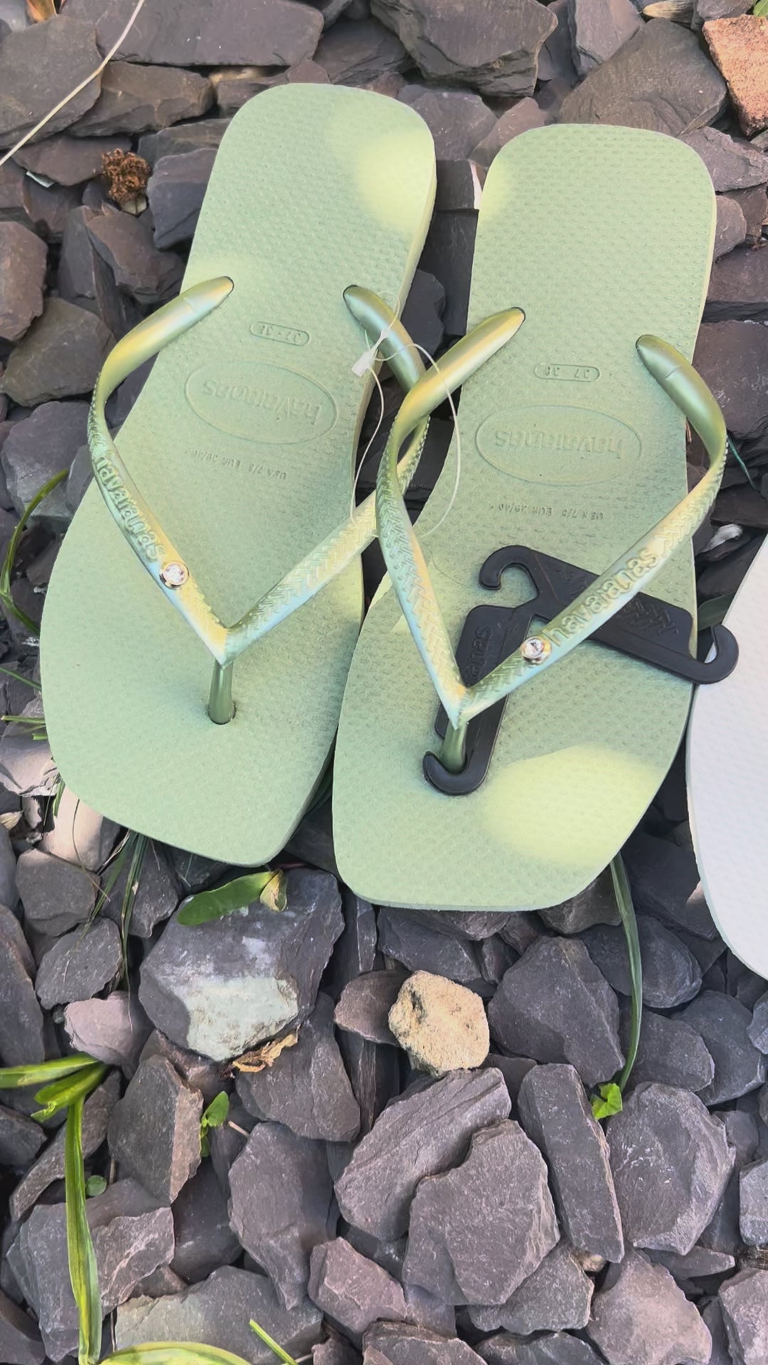 Diamond Flip Flop Rose Pink Square